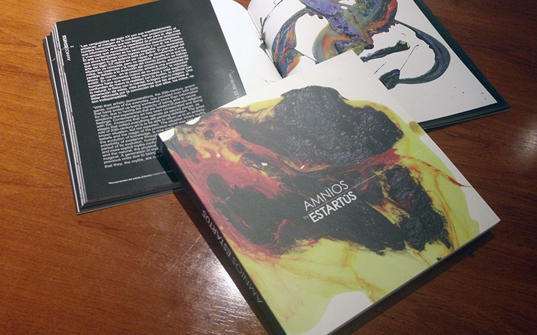 Diseño editorial Catalogo «Amnios» por Estartús.